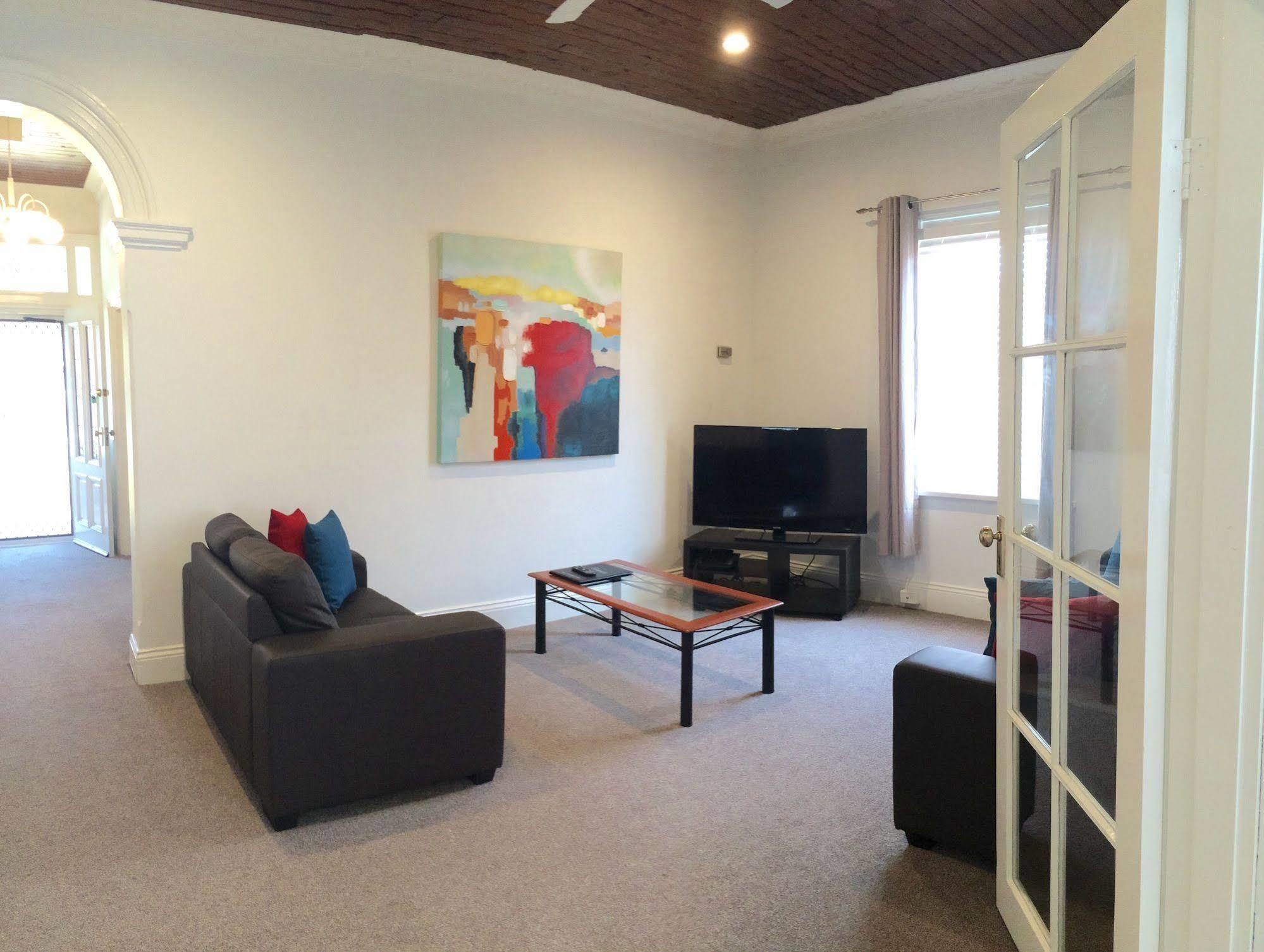 Quality Inn Ashby House טאמוורת' מראה חיצוני תמונה